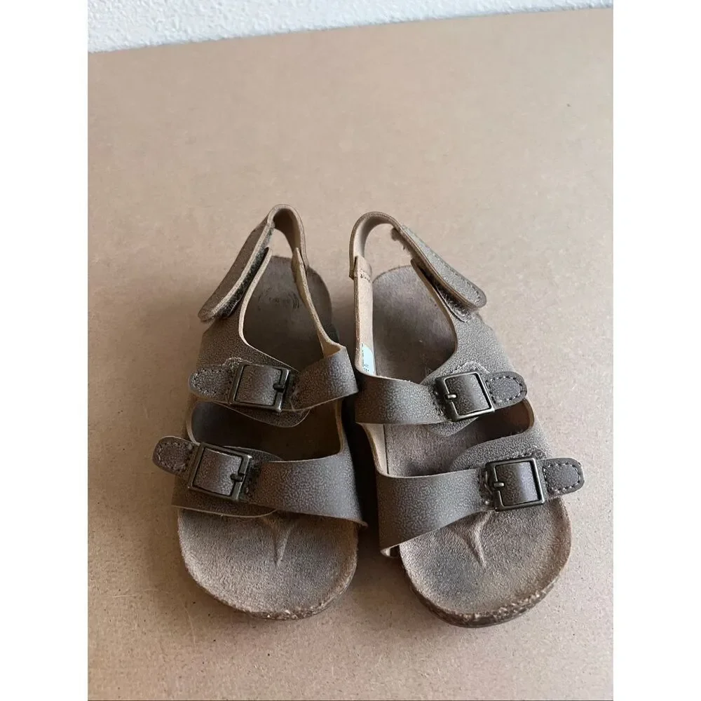 Wonder Nation Suade Toddler Sandals size 6